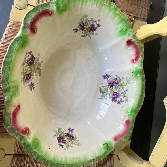 Antique Green Handpainted Floral Pitcher & Washbowl Set - Picture 12 of 15